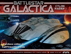 Cylon Raider box cover 